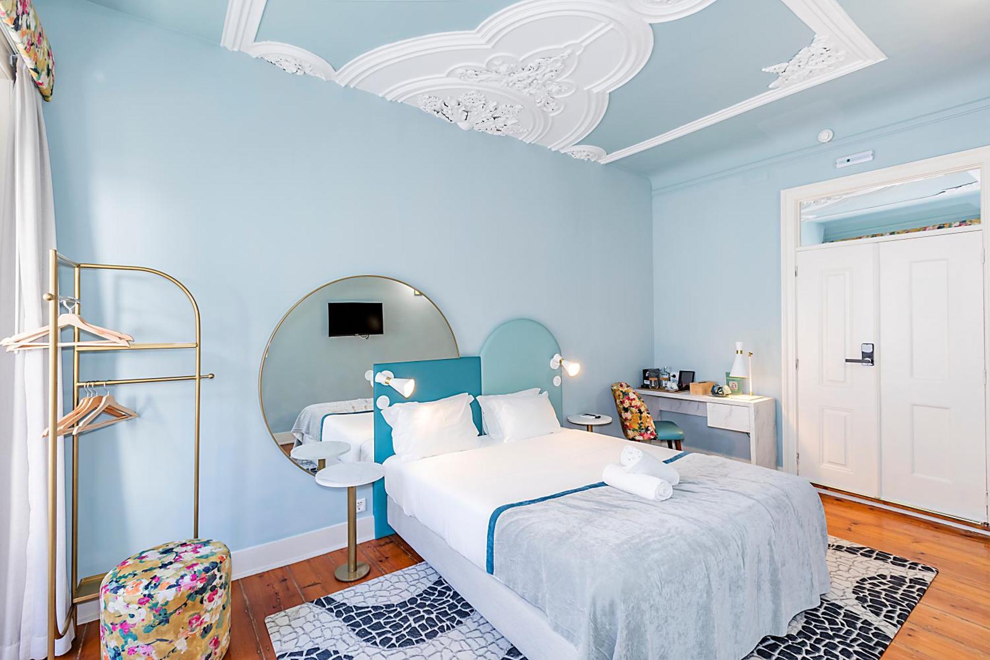 Lr Guest house