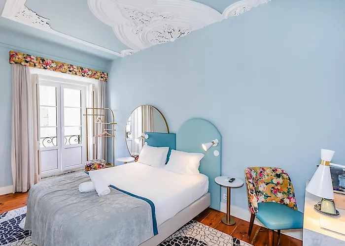 Lr Guest House
